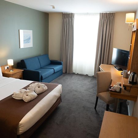 Future Inn Cardiff Bay Buitenkant foto