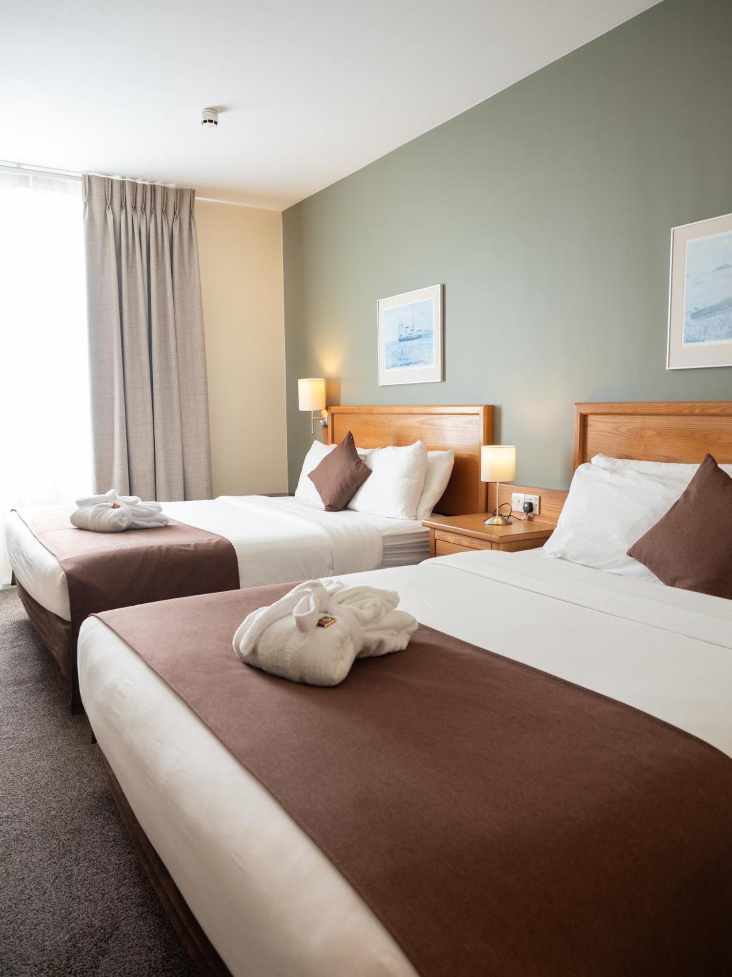 Future Inn Cardiff Bay Buitenkant foto